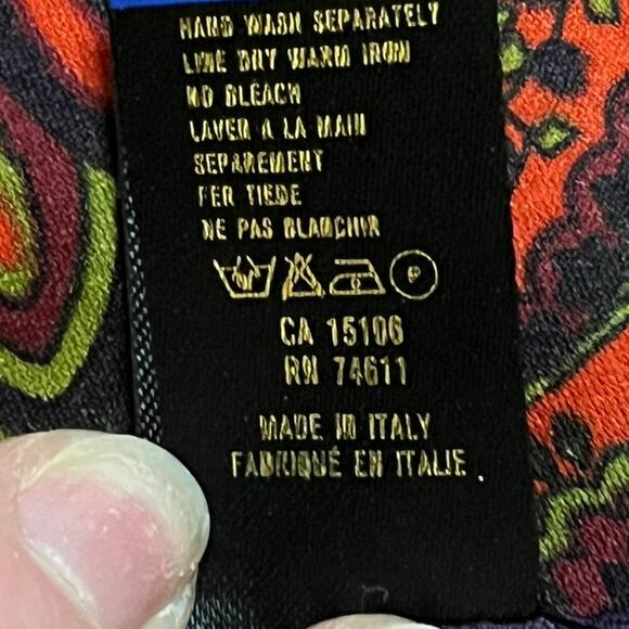 Cinzia Fiori Purple Polyester Square Scarf with Fruit Motif- Made for Tie Rack - Picture 10 of 10